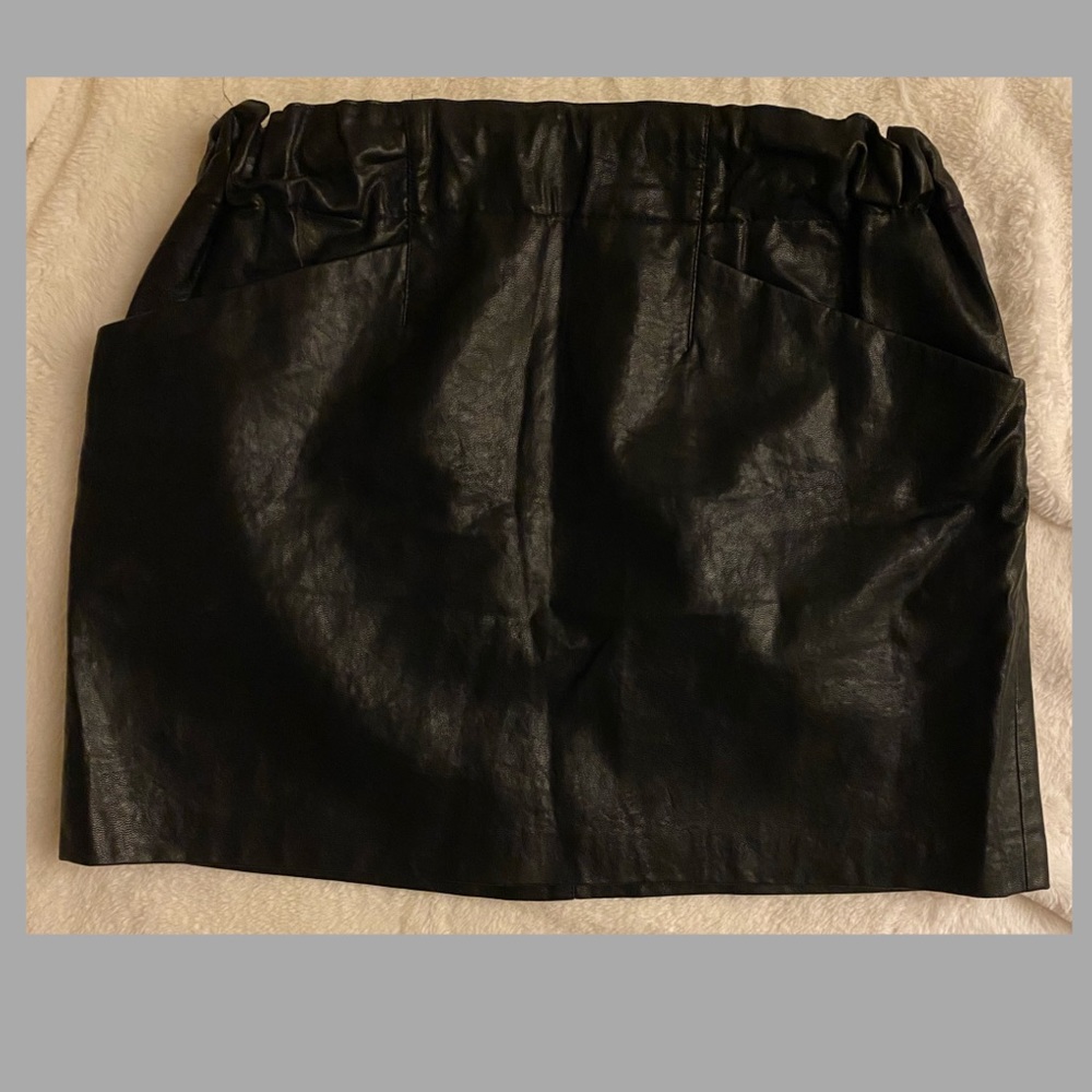 ZARA BASIC SKIRT